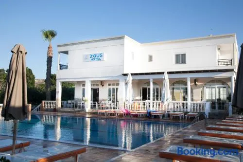Zeus Hotel - Image 1