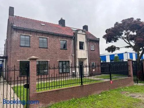 Kess Maison, Gehele villa met SAUNA en dakterras Enschede - Image 1