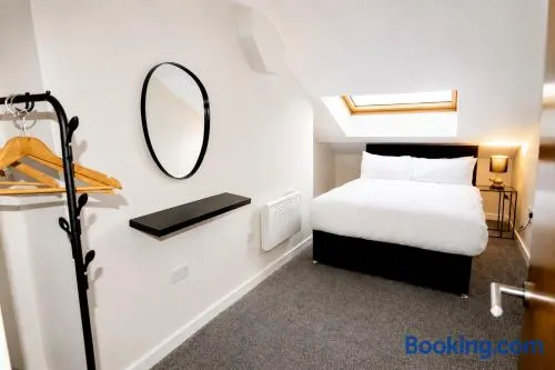 Walk to City Hotspots Liverpool 1BD Apartment - Image 1