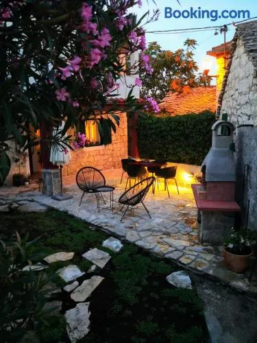 Holiday Home Little Heaven - Image 1