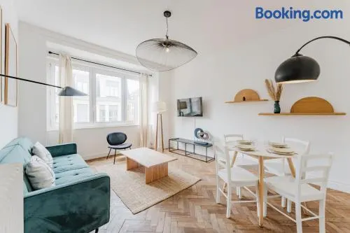 La Madeleine -two bedroom apartment - Image 1