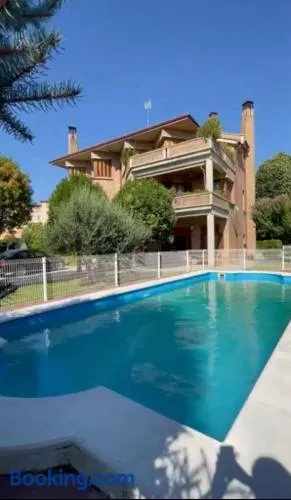 Casa Gilgar Olite - Image 1