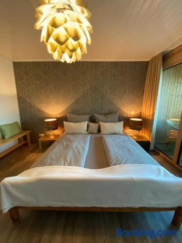 Gemütliches Doppelzimmer mit Balkon und Saunaoption Nordschwarzwald - Image 1