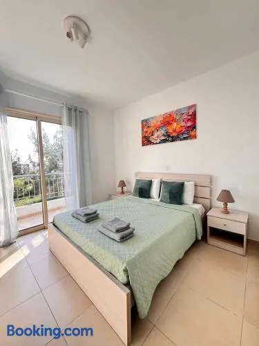 Elysia Park 13 - Cozy Home with 2 Bedrooms - Pool, Gym, Center Paphos - Image 1