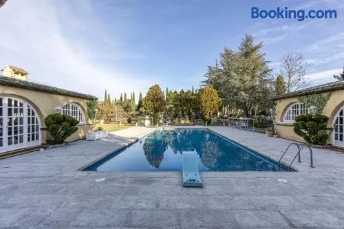 Appartement de vacances avec terrasse, jardin et internet haut débit | Vue montagne | Adapté au travail à distance | Avec animaux autorisés - Image 1