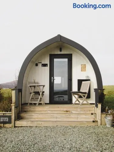 Harlosh Hideaways - Aurora Pod - Image 1