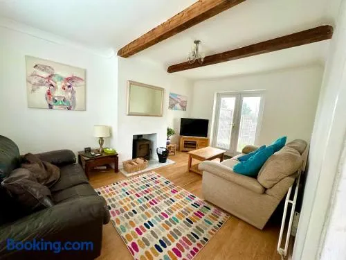 Sunnyhill - Image 1