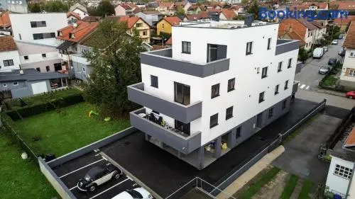 Hugo apartments - Image 1