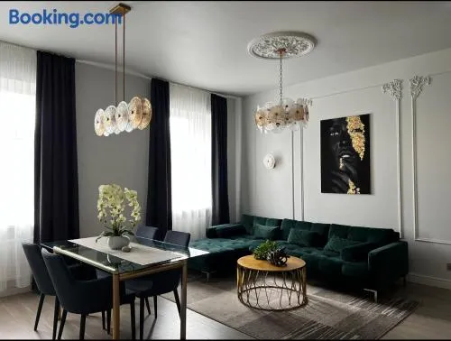 Raina apartment Gold - Image 1