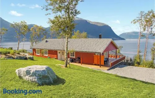 4 Bedroom Cozy Home In Hundeidvik - Image 1