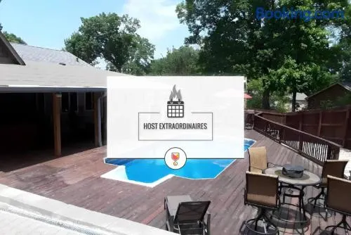 Ultra Nashville Super Spot With Pool - Image 1