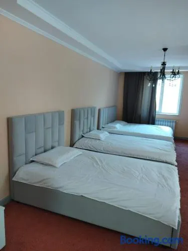 Двухэтажный дом в аренду по этажам - Image 1