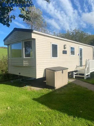 Newquay Caravan, Newquay Bay Resort Jetts View 104 - Image 1
