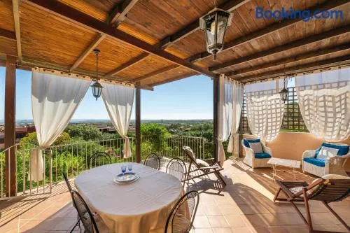 Casa con giardino, terrazza e barbecue | Vista sul giardino - Image 1