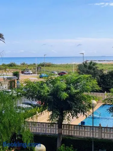 Bonito apartamento con vistas al mar - Image 1