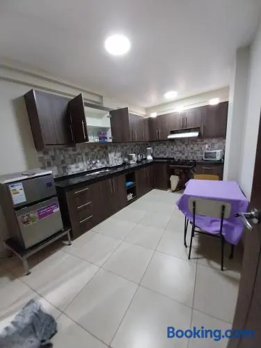 Apartamento Céntrico y Acogedor Tu Hogar lejos de Casa - Image 1