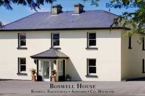 Period country house set within equestrian centre - Image 1