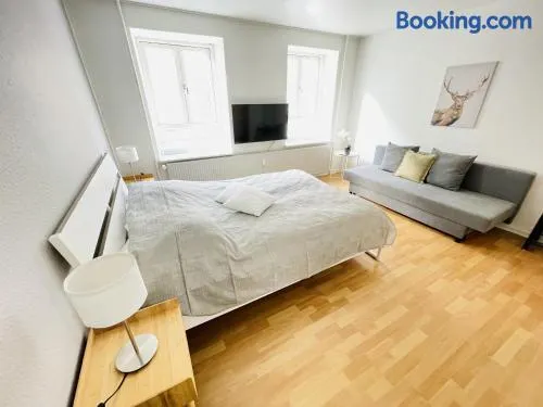 aday - Central Studio Apartment - Image 1