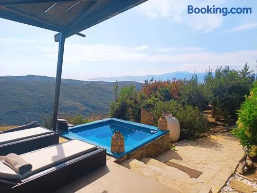 Kalliberry Cycladic hidden gem with outdoor bathtub - Image 1