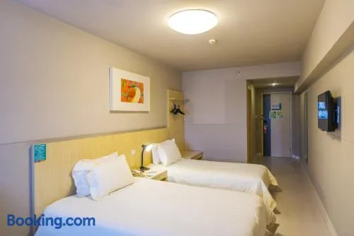 Jinjiang Inn Select Huizhou West Lake Pedestrian Street - Image 1