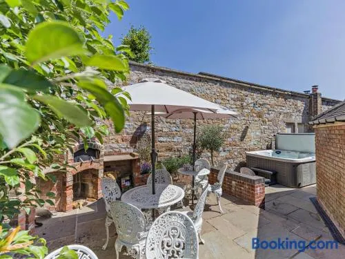 7 Bed in Stoke-on-trent oc-81529 - Image 1