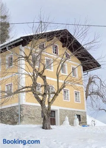 Holiday home, shower and bath, toilet, 3 bed rooms - Image 1
