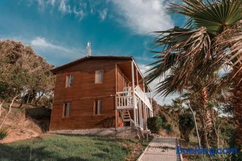 Plazhi Gjeneralit - Small Cabins - Bungalows - Apartaments - Villas - Suite - Image 1