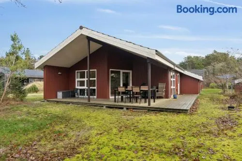 Peaceful Cottage Near Beach And Nature - Image 1