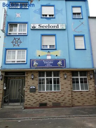 See Lord Hotel - Image 1