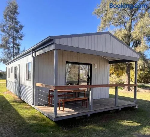 Griffith Caravan Village - Image 1