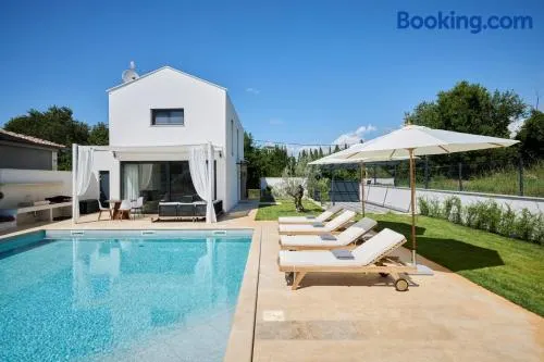 Villa Pura Vida with pool and whirlpool near Umag - Image 1