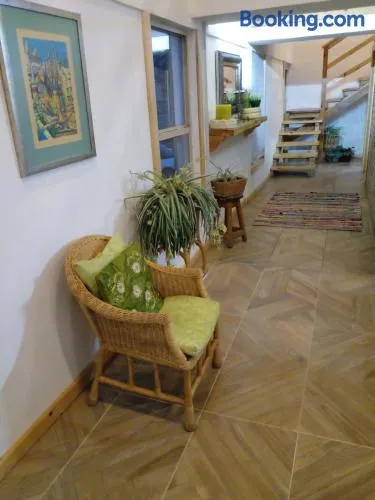 Hermosa y cálida casa tipo cabaña - Image 1