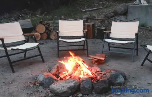ARUYOゲストハウス 山と竹に囲まれた一棟貸切 のびのびとbbq 焚き火 - Image 1