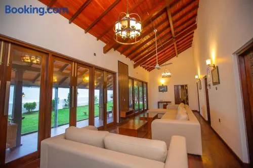 T Villa Tenkallagoda - Image 1