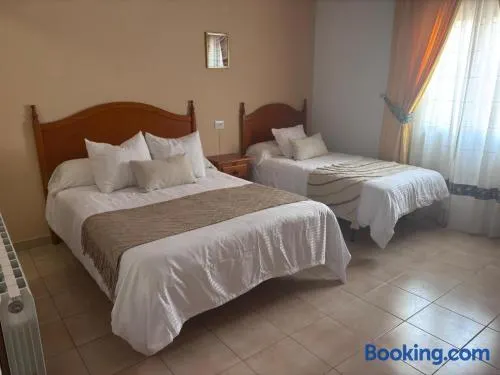 Hostal Avenida Pozo Alcón - Image 1