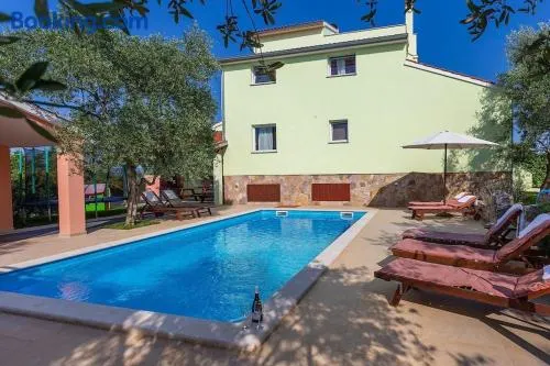Villa Versovica by Briskva - Image 1