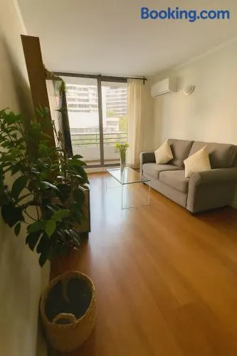 Apartamento amoblado en Las Condes, Santiago - Image 1