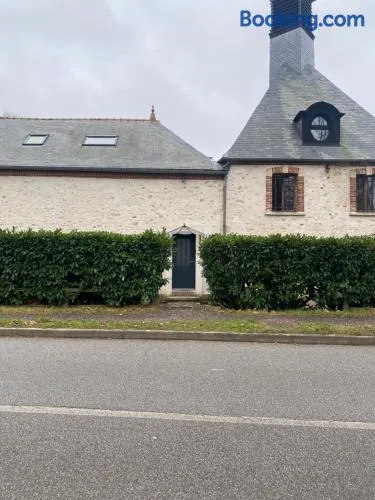 2 pièces les écuries du château - Image 1