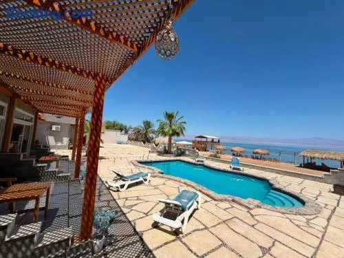 Bonanza beach camp - Image 1