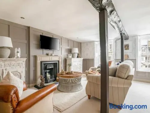 Howman House - Image 1