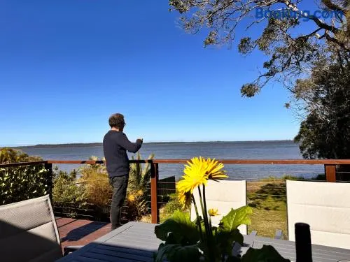 The Pelican Palace Your Perfect Retreat Absolute waterfront, Stunning Clear Water View and Direct Access to water - Image 1