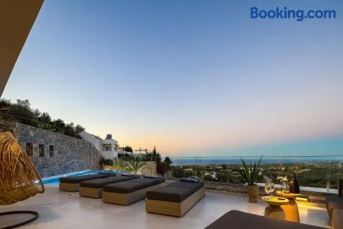 Villa ANDRIOTIS "Brand-New Luxury Villa Infinity Pool & Sea View 15 min to Rethymno" - Image 1