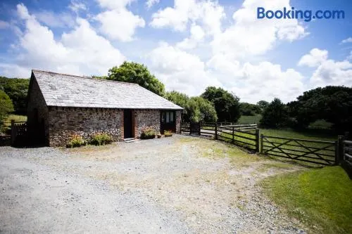 Sharlands Farm Holiday Cottages - Image 1