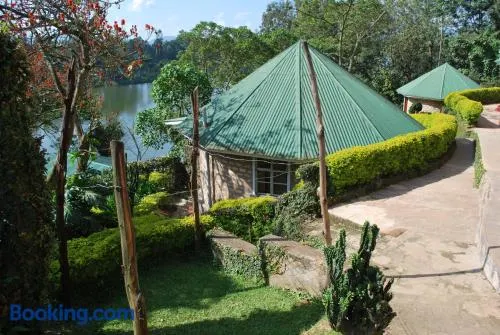 Crater Bay Cottages - Image 1