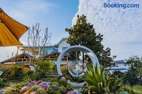 Zhangjiajie Su Xin Resort Near Tianmen Shan & Hehua airport-Free pick up - Image 1