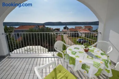 VAL apartmani, Stara Novalja - Image 1