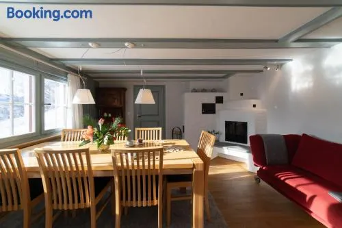 Voll ausgestattetes Apartment mit Garten und Grill | Bergblick | Ideal für Homeoffice | Haustiere erlaubt - Image 1