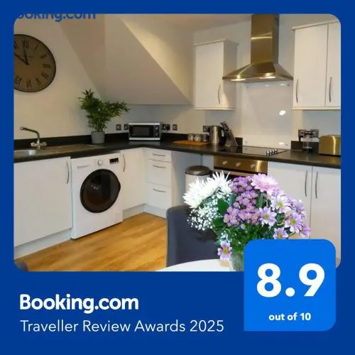 Telford Townhouse with Parking - Image 1