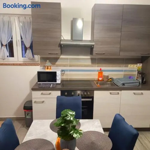 Welcoming house with AC in the forest region and 700 m to the beach - Image 1