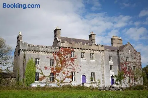 Cregg Castle - Image 1